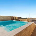 Nadurin, Large 7 Bedrooms - 2 Pools * Nadur