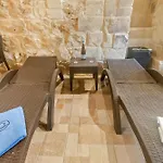 Nadurin, Large 7 Bedrooms - 2 Pools Tatil Evi Nadur