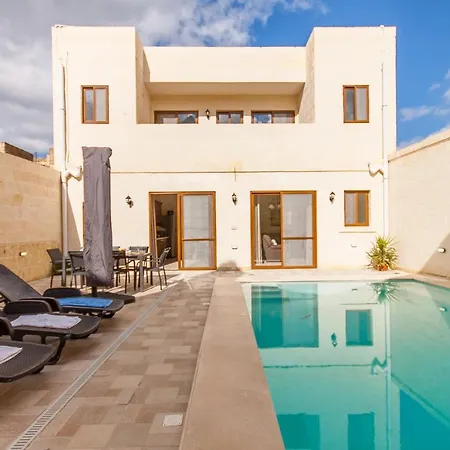 Nadurin, Large 7 Bedrooms - 2 Pools Nadur
