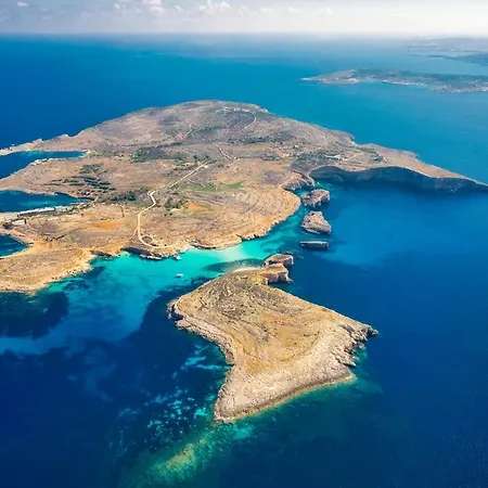 Nadurin, Large 7 Bedrooms - 2 Pools 나두르