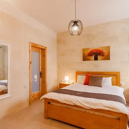 Nadurin, Large 7 Bedrooms - 2 Pools 나두르