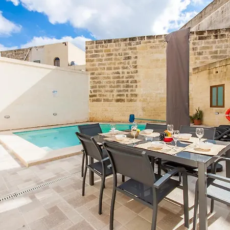 Nadurin, Large 7 Bedrooms - 2 Pools * Nadur