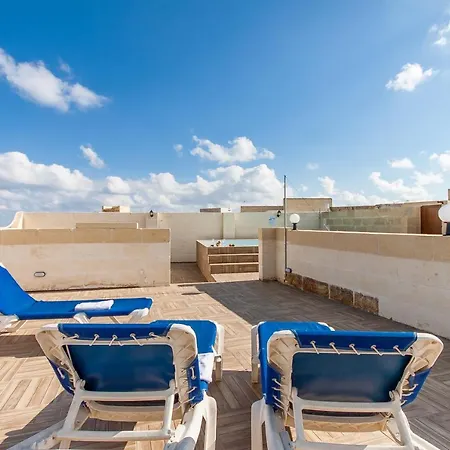 Holiday home Nadurin, Large 7 Bedrooms - 2 Pools Nadur