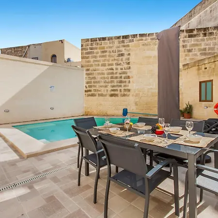 Nadurin, Large 7 Bedrooms - 2 Pools *