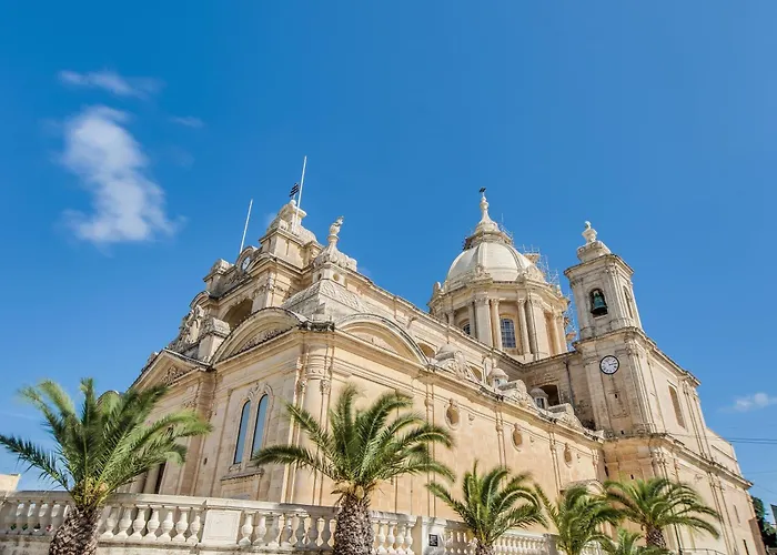 別荘 Nadurin, Large 7 Bedrooms - 2 Pools ナダ