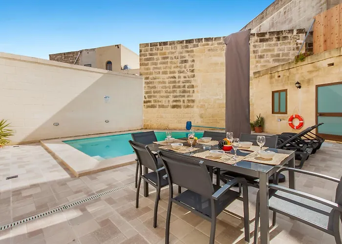 Nadurin, Large 7 Bedrooms - 2 Pools *