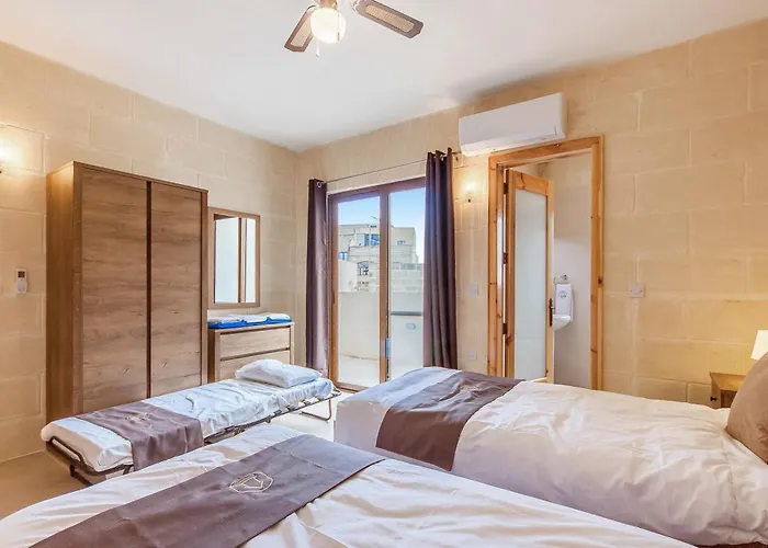 Nadurin, Large 7 Bedrooms - 2 Pools *