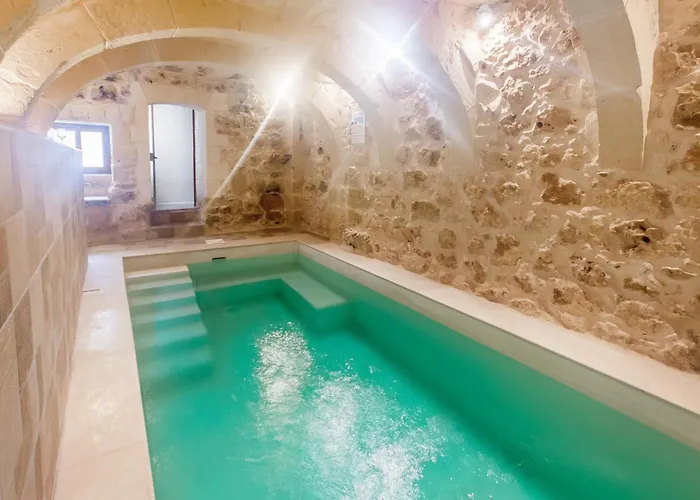 別荘 Nadurin, Large 7 Bedrooms - 2 Pools